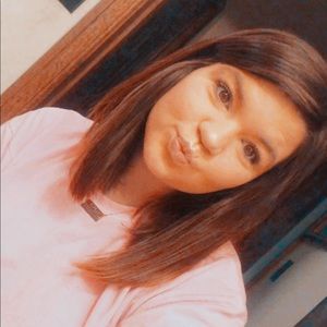 Meet your Posher, Carly